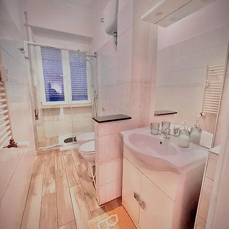 Apartment G&gapartment